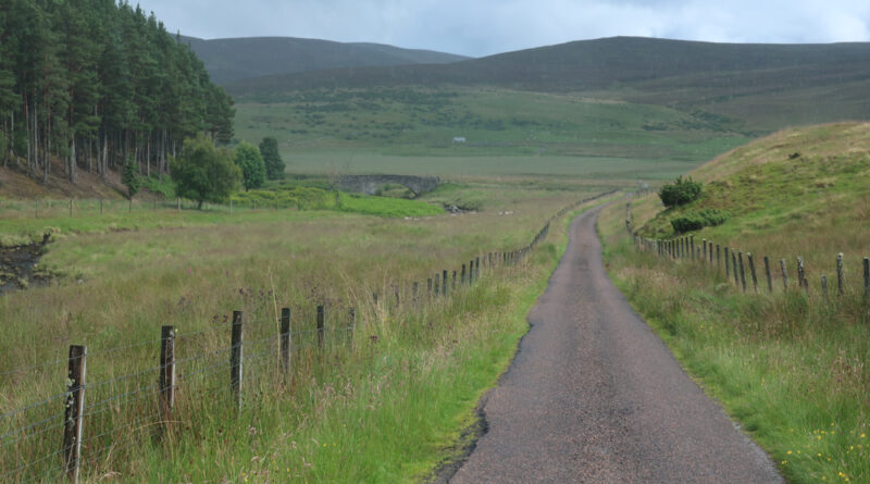 Road bike route past the Farr wind farm from Inverness